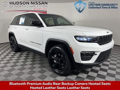 Used 2023 Jeep Grand Cherokee Limited w/ Black Appearance Package