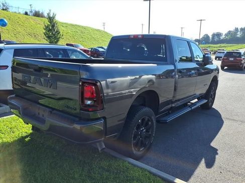 Used 2026 RAM 2500 Big Horn AWD/4WD image 6