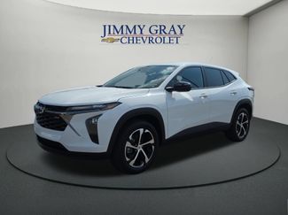 New 2026 Chevrolet Trax RS w/ Sunroof Package FWD video 1