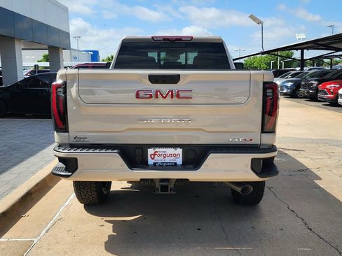New 2026 GMC Sierra 2500 AT4 w/ AT4 Premium Plus Package AWD/4WD image 4