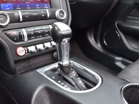 Used 2020 Ford Mustang Premium RWD image 29