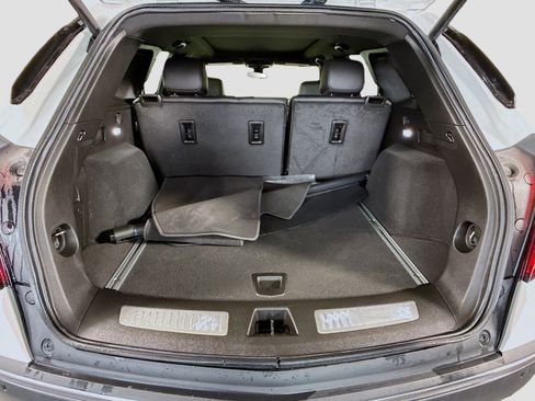Used 2024 Cadillac XT5 Premium Luxury image 35