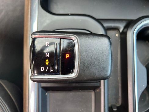 Used 2023 Chevrolet Silverado 1500 High Country w/ Technology Package image 35