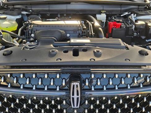 New 2026 Lincoln Nautilus Reserve image 17