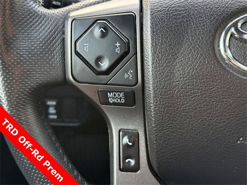 Used 2021 Toyota Tacoma TRD Off-Road image 20
