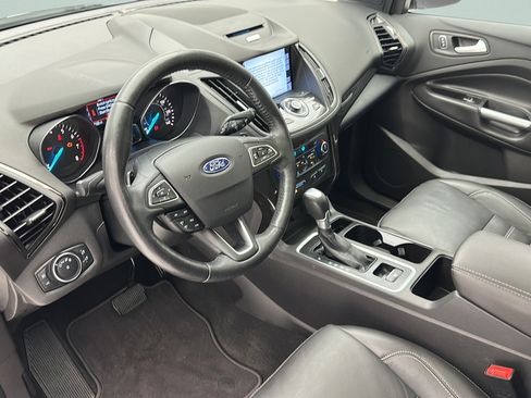 Used 2017 Ford Escape Titanium AWD/4WD image 10