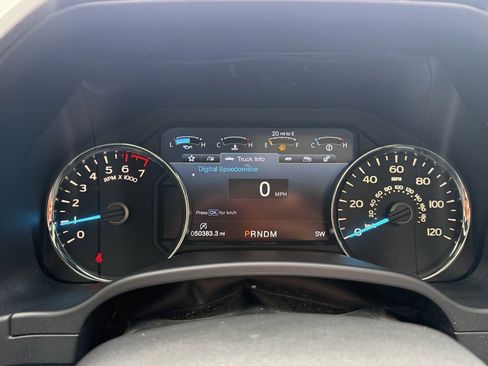 Used 2019 Ford F150 Lariat w/ Equipment Group 502A Luxury image 10