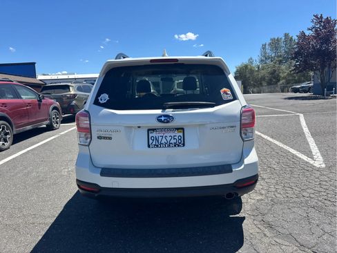 Used 2017 Subaru Forester 2.5i Limited w/ Protection Package #2 AWD/4WD image 6