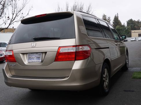 Used 2006 Honda Odyssey EX-L image 11