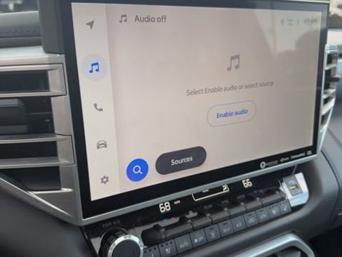 Used 2024 Toyota Sequoia Platinum AWD/4WD image 8