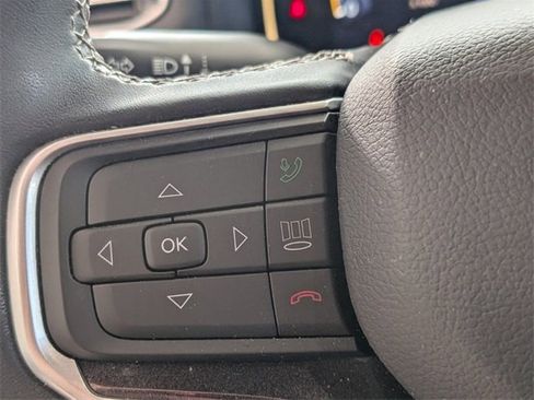 Used 2023 Jeep Wagoneer 4WD image 23