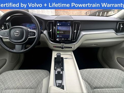 Used 2022 Volvo XC60 B5 Momentum image 19