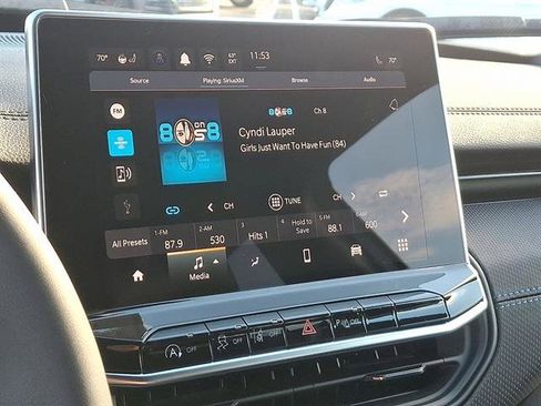 New 2026 Jeep Compass Limited image 13