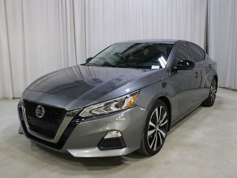 Used 2021 Nissan Altima 2.0 SR image 3