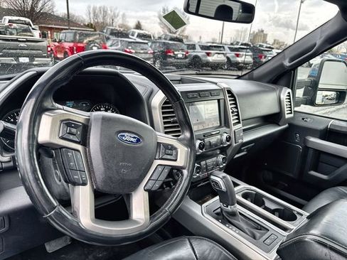 Used 2019 Ford F150 Platinum w/ Equipment Group 701A Luxury image 14