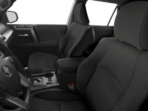 Used 2017 Toyota 4Runner SR5 Premium image 9