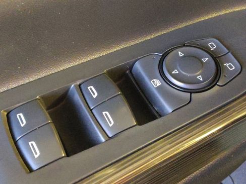 Used 2018 GMC Acadia SLT FWD image 27
