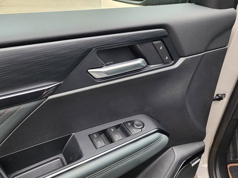 New 2026 GMC Acadia AT4 w/ Luxury Package image 14