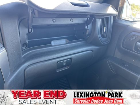 Used 2022 Chevrolet Silverado 1500 Custom w/ LPO, Blackout Package image 25