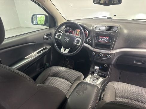Used 2017 Dodge Journey Crossroad FWD image 25