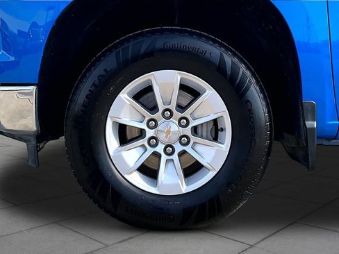 Used 2025 Chevrolet Silverado 1500 LT AWD/4WD image 11