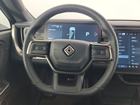 Used 2024 Rivian R1S Adventure AWD/4WD image 28