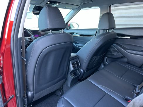 Used 2024 Kia Seltos SX image 13