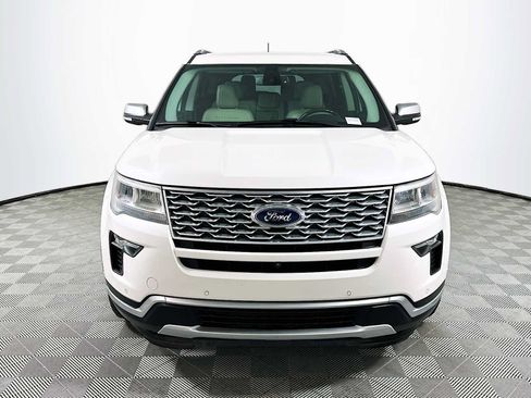 Used 2018 Ford Explorer Platinum AWD/4WD image 2