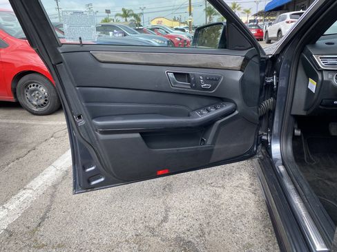 Used 2014 Mercedes-Benz E 350 Sedan w/ Premium 1 Package image 15