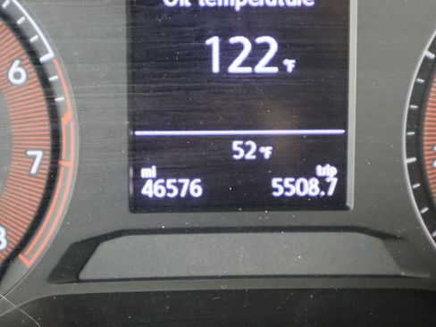 Used 2019 Volkswagen Jetta SE w/ Cold Weather Package image 35