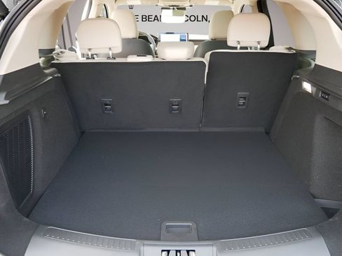 Used 2025 Lincoln Corsair Reserve FWD image 12