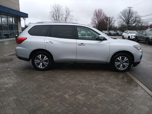 Used 2020 Nissan Pathfinder SL image 7