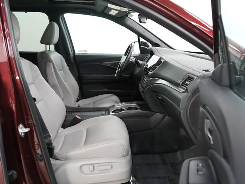 Used 2021 Honda Passport EX-L image 11