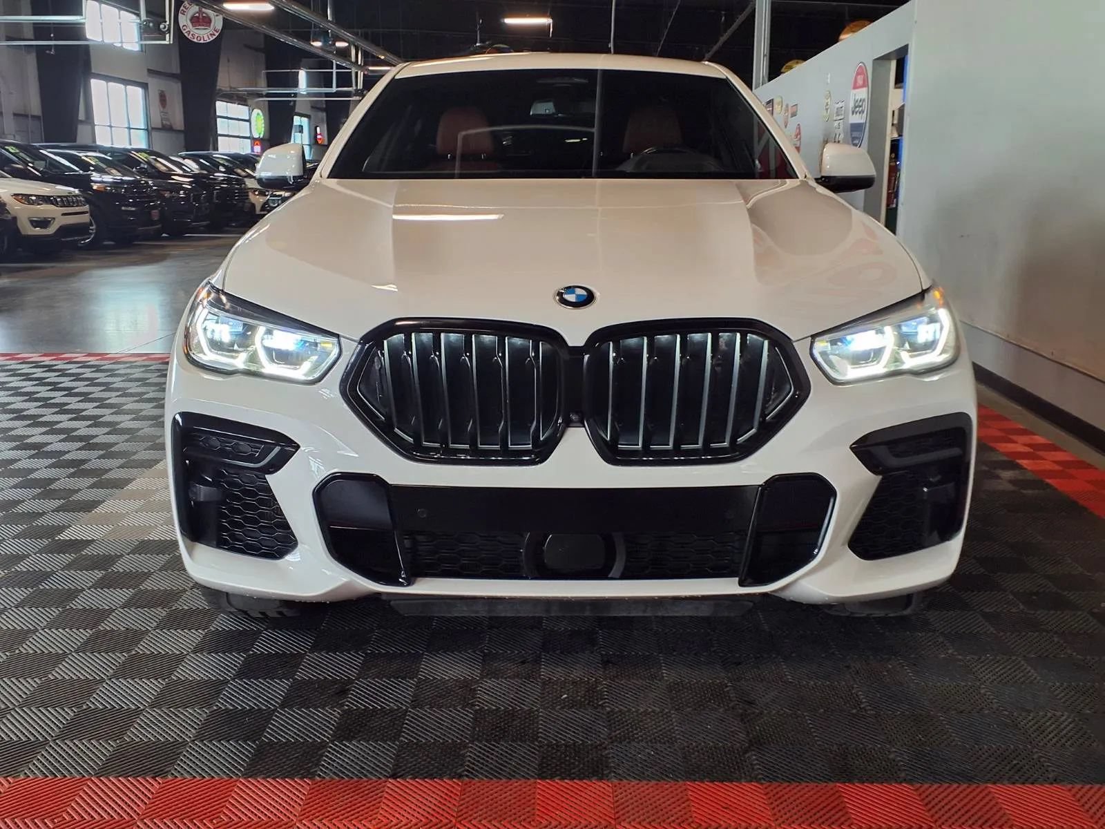Used 2022 BMW X6 M50i w/ Executive Package AWD/4WD image 3