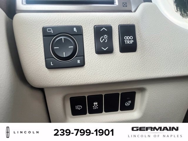 Used 2018 Lexus GX 460 Luxury w/ Preferred Accessory Package AWD/4WD image 23