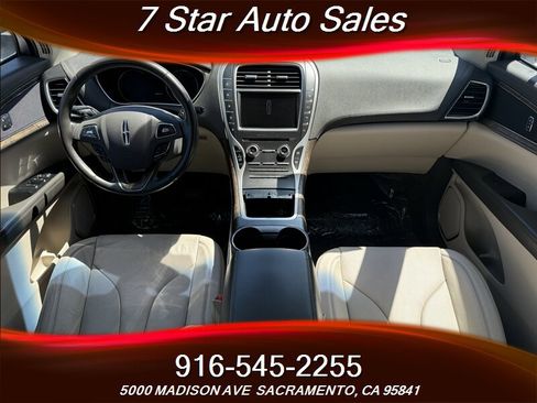 Used 2016 Lincoln MKX Reserve w/ Technology Package image 12