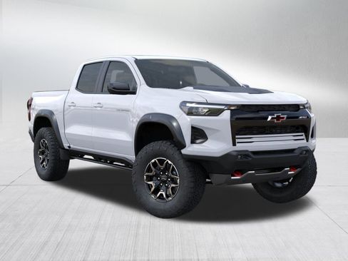 New 2026 Chevrolet Colorado ZR2 w/ Technology Package image 8