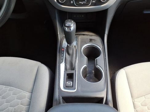 Used 2019 Chevrolet Equinox LS w/ LS Convenience Package FWD image 23