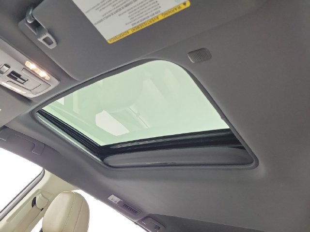 Used 2021 Toyota Sienna XLE FWD image 21