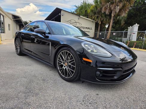 Used 2023 Porsche Panamera Platinum Edition RWD image 3