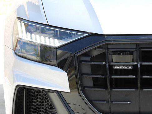Used 2021 Audi Q8 Prestige image 35