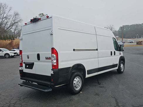 Used 2021 RAM ProMaster 2500 w/ Convenience Group image 3