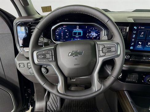 New 2026 Chevrolet Silverado 1500 LT Trail Boss w/ Convenience Package II AWD/4WD image 12