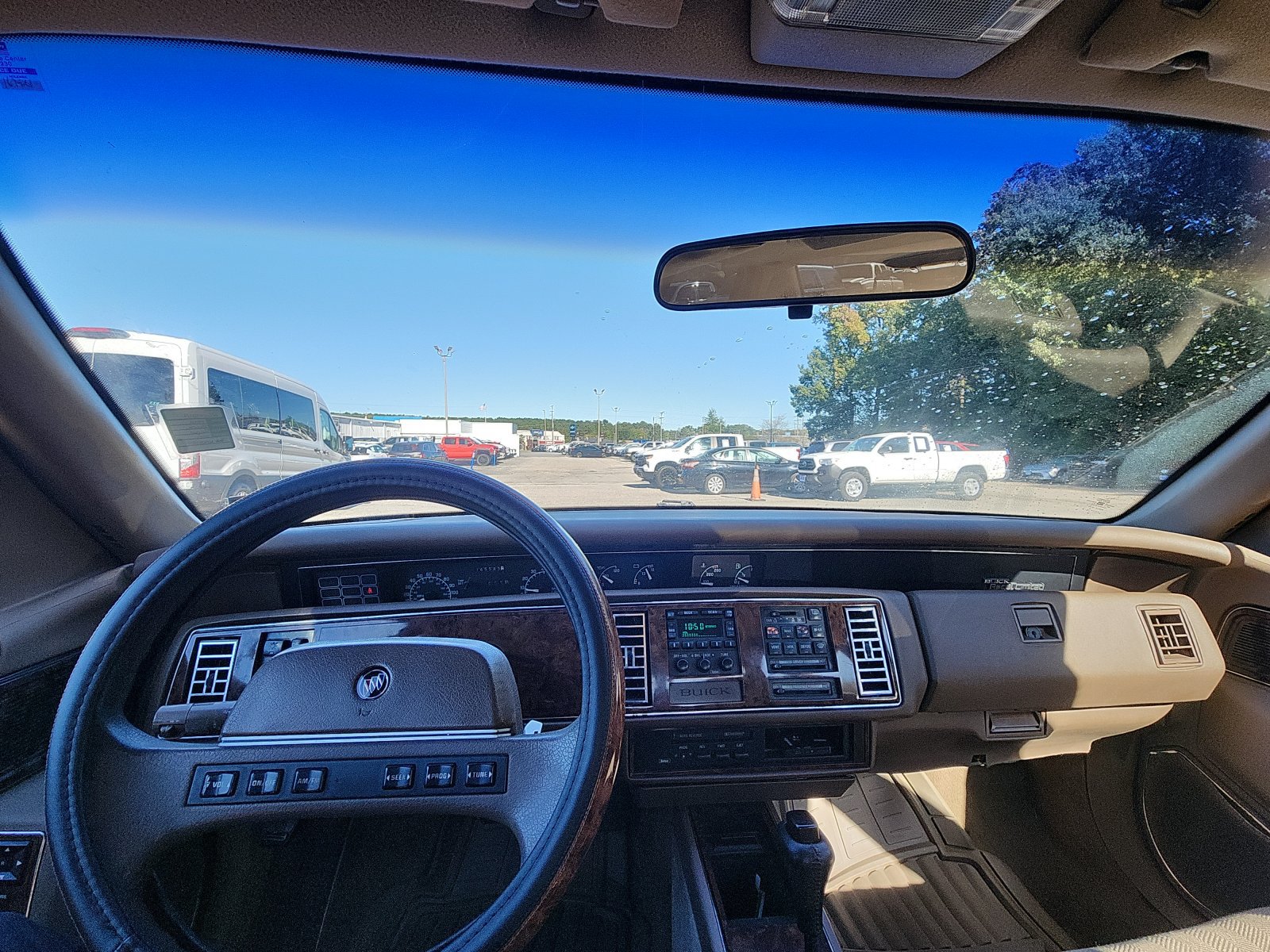 Used 1992 Buick Regal Limited FWD image 17