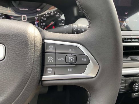 New 2026 Jeep Compass Limited image 12