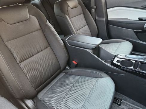 New 2026 Chevrolet Trax LT w/ Driver Confidence Package image 24