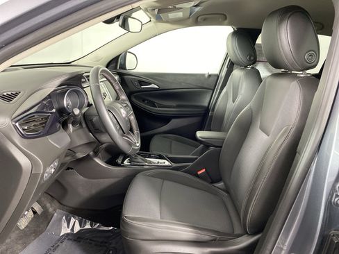 Used 2022 Buick Encore GX Preferred w/ Cold Weather Comfort Package image 15