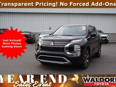 Used 2025 Mitsubishi Outlander SE