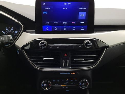 Used 2021 Ford Escape SE w/ Convenience Package image 25