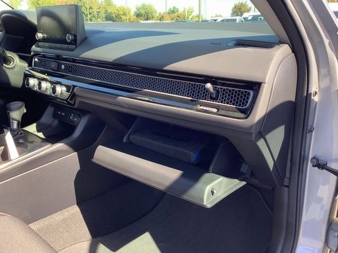 Used 2023 Honda Civic LX image 37